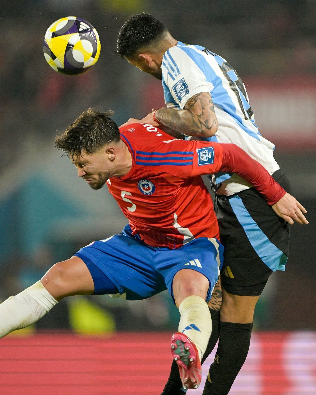 阿根廷鏖战墨西哥，阿圭罗刷新纪录