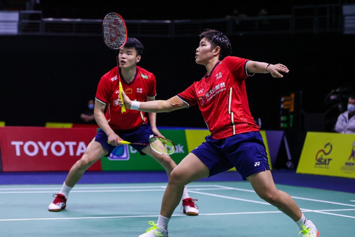 印度队逆转泰国队,黄鸭组合统治全场 印度队逆转泰国队,黄鸭组合统治全场