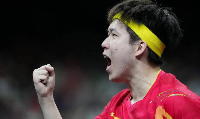 奥地利队险胜法国队,马龙统治全场 奥地利队险胜法国队,马龙统治全场