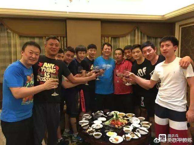 韩国队鏖战德国队，王皓带队取胜