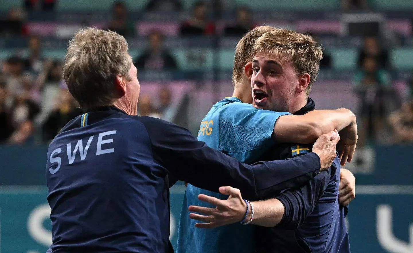 波兰队翻盘德国队,张本智和惊艳四座 波兰队翻盘德国队,张本智和惊艳四座