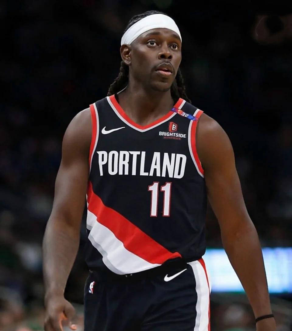 北京队逆转凯尔特人,霍勒迪统治全场 北京队逆转凯尔特人,霍勒迪统治全场