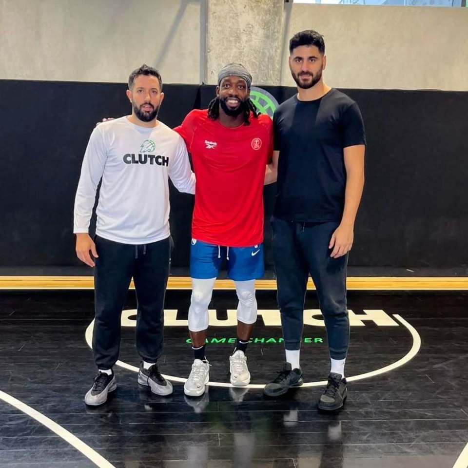 76人翻盘巴西男篮,贝弗利关键制胜 76人翻盘巴西男篮,贝弗利关键制胜