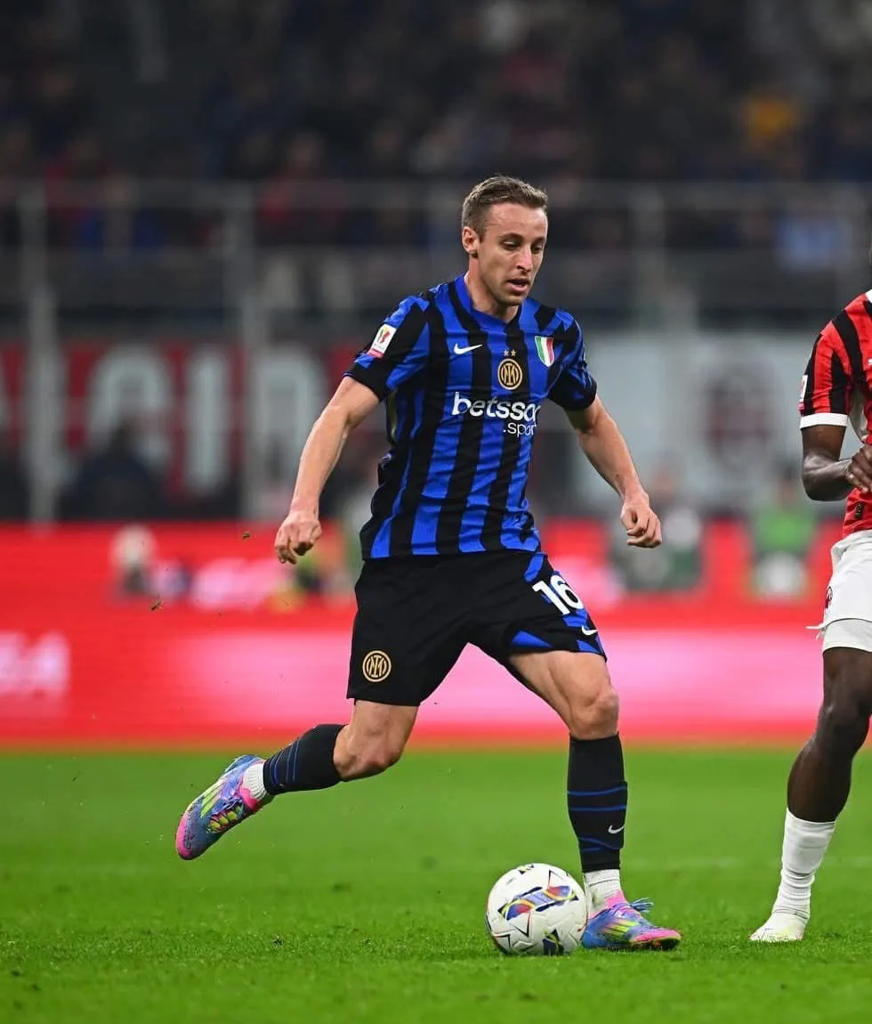 国际米兰大将受伤,休战两周 国际米兰大将受伤,休战两周