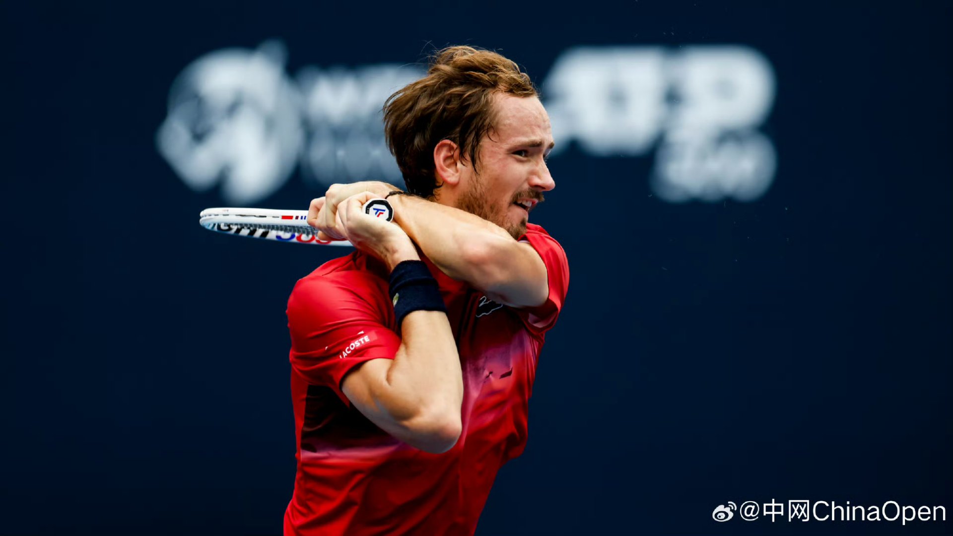 日本网球队爆冷德国网球队,梅德韦杰夫三分雨点燃全场 日本网球队爆冷德国网球队,梅德韦杰夫三分雨点燃全场