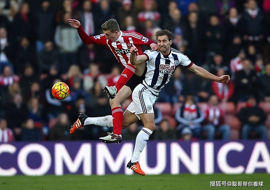 南安普顿惊险逼平，客场不败