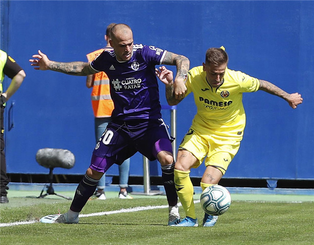 格拉纳达客场胜出，小组战绩逆袭