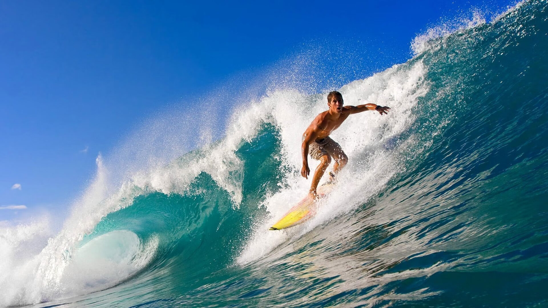 欧冠淘汰赛焦点战，西班牙足球智慧如何拿下墨西哥式激情