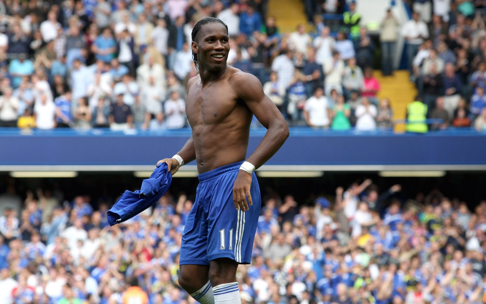 羽坛奇夜，泰国新星险胜法国强敌，戴资颖魔幻演出征服全场